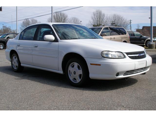 Photo of 2001 Chevrolet Malibu