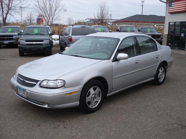 Photo of 2002 Chevrolet Malibu