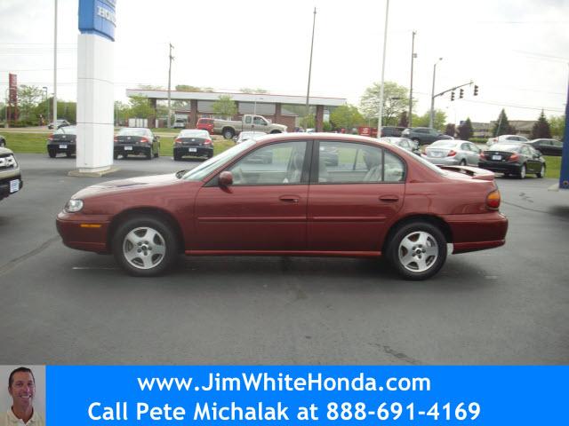 Photo of 2003 Chevrolet Malibu