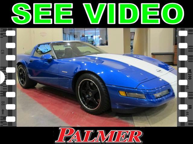 Photo of 2004 Chevrolet Corvette