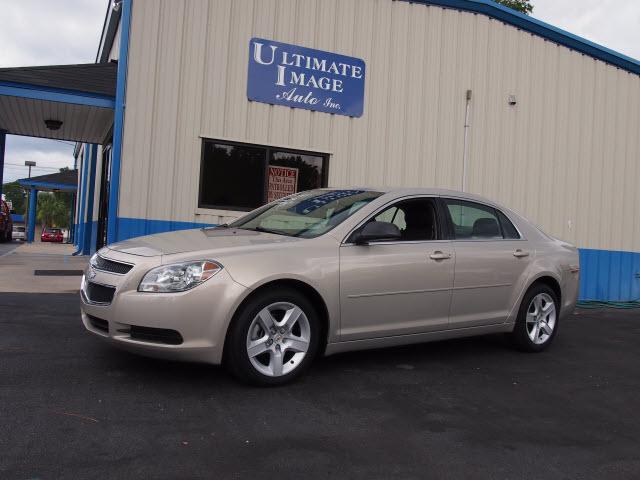 Photo of 2011 Chevrolet Malibu