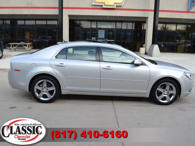 Photo of 2011 Chevrolet Malibu
