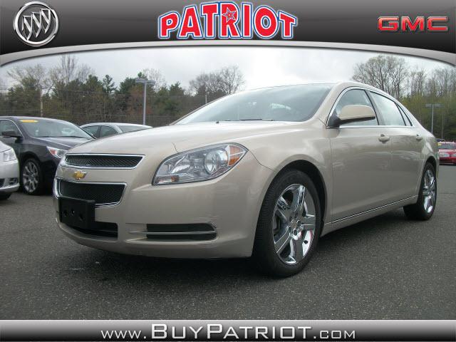 Photo of 2011 Chevrolet Malibu