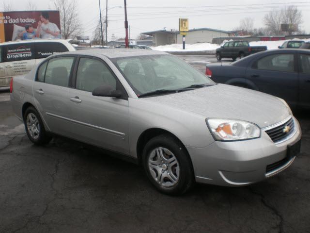 Photo of 2006 Chevrolet Malibu