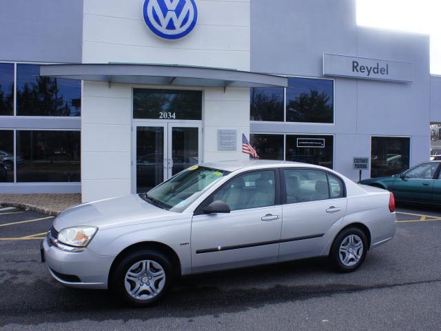 Photo of 2005 Chevrolet Malibu