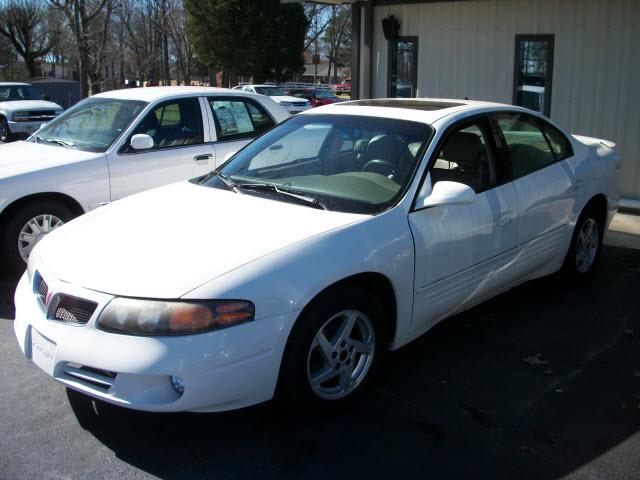 Photo of 2003 Pontiac Bonneville