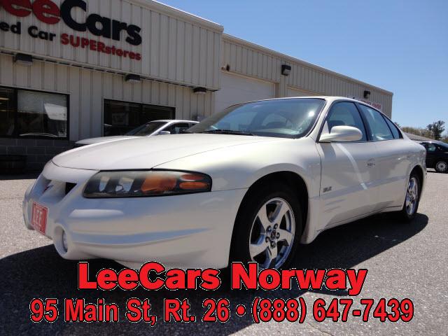 Photo of 2004 Pontiac Bonneville