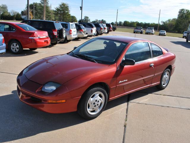 Photo of 1999 Pontiac Sunfire