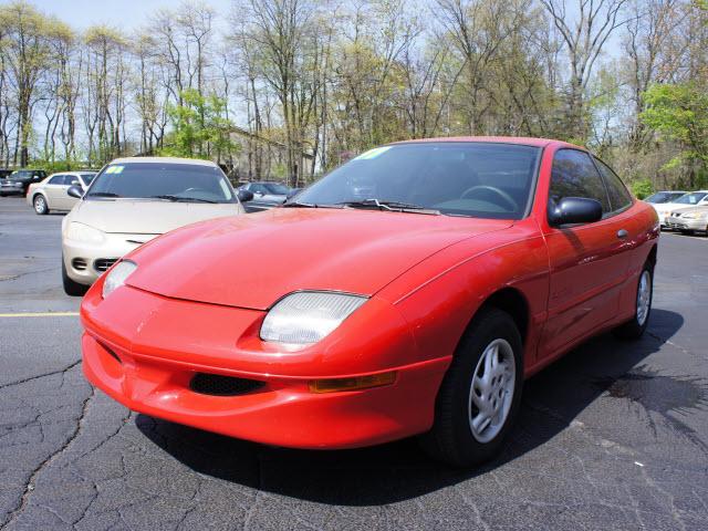Photo of 1997 Pontiac Sunfire