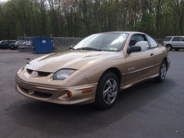 Photo of 2000 Pontiac Sunfire