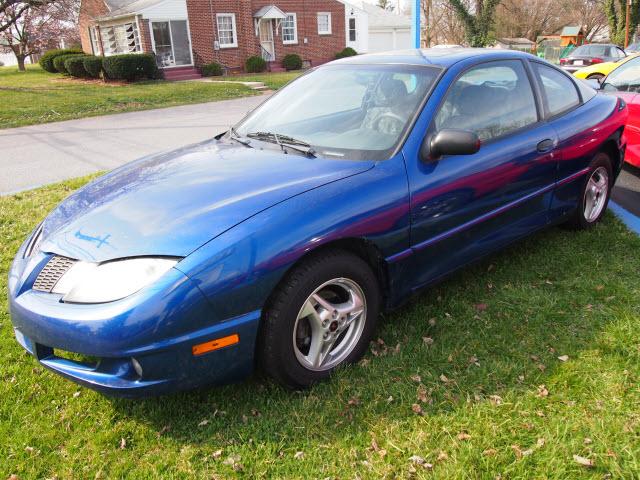 Photo of 2003 Pontiac Sunfire