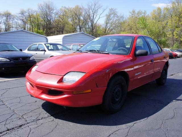 Photo of 1999 Pontiac Sunfire