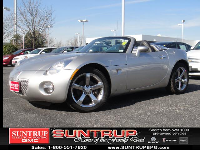 Photo of 2006 Pontiac Solstice