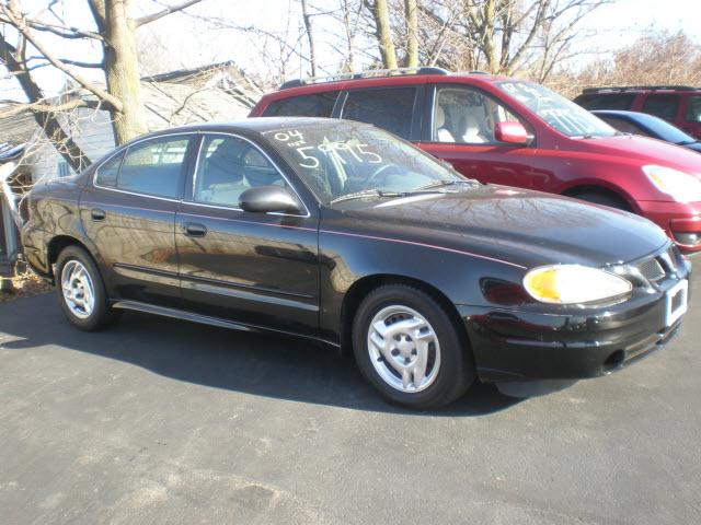 Photo of 2004 Pontiac Grand Am