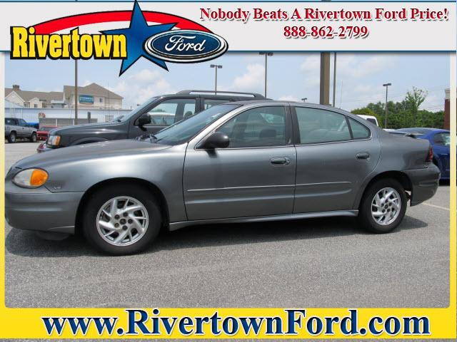 Photo of 2004 Pontiac Grand Am