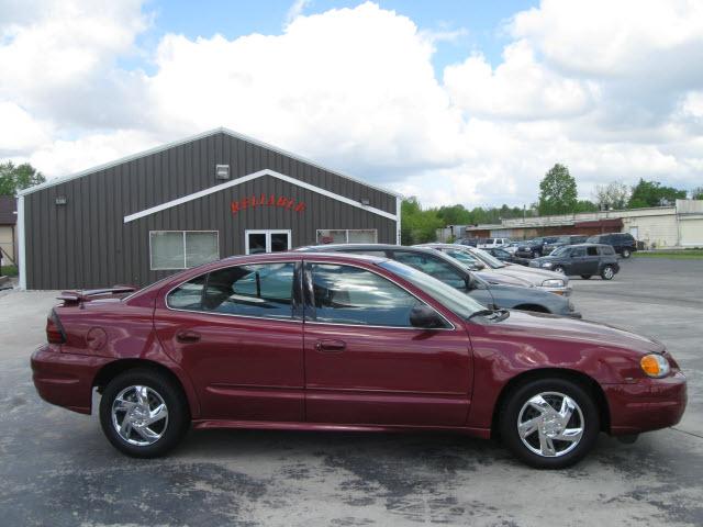 Photo of 2004 Pontiac Grand Am