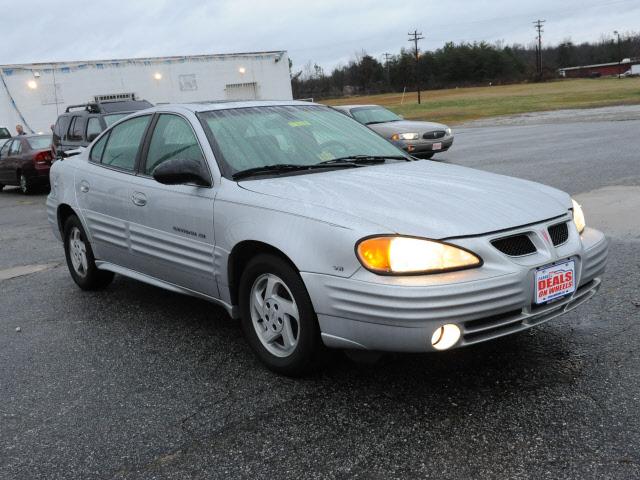 Photo of 2002 Pontiac Grand Am