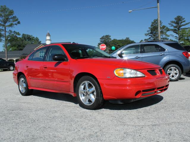Photo of 2004 Pontiac Grand Am