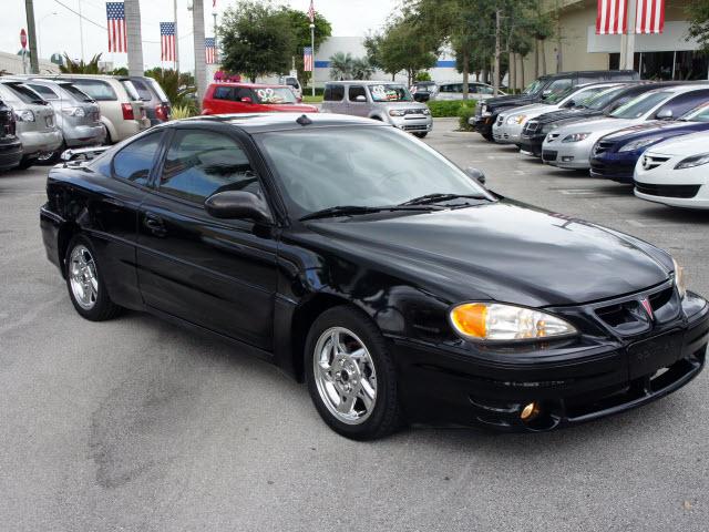 Photo of 2004 Pontiac Grand Am
