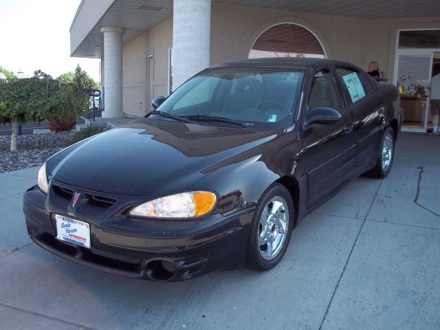 Photo of 2004 Pontiac Grand Am