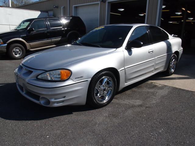 Photo of 2002 Pontiac Grand Am