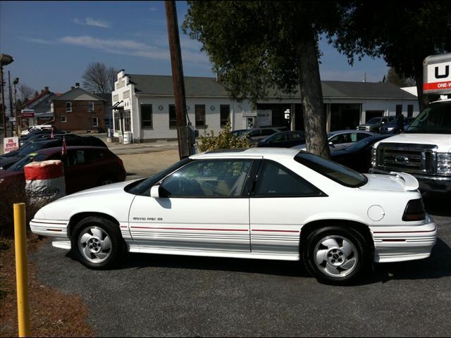 Photo of 1994 Pontiac Grand Prix