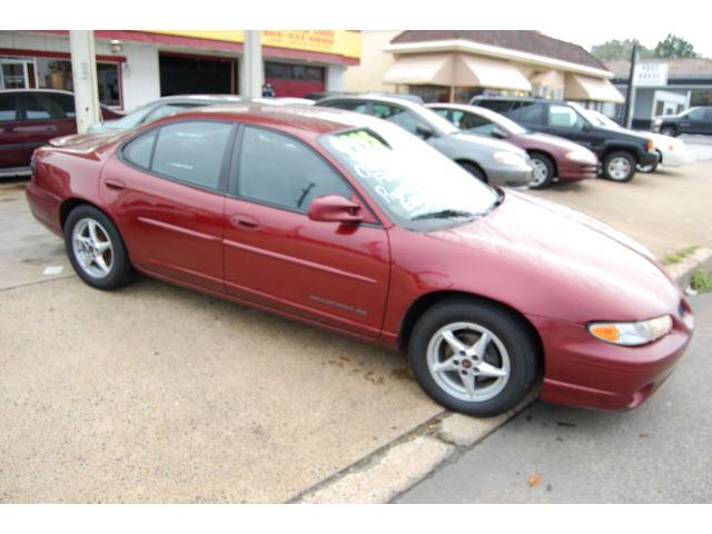 Photo of 2002 Pontiac Grand Prix
