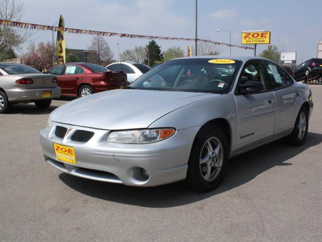 Photo of 2003 Pontiac Grand Prix