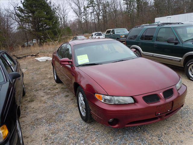 Photo of 2003 Pontiac Grand Prix