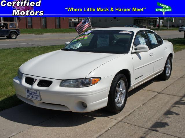 Photo of 2003 Pontiac Grand Prix