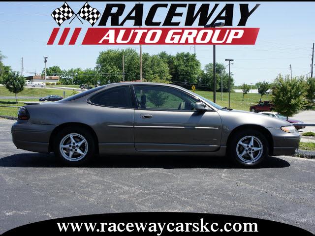 Photo of 2000 Pontiac Grand Prix