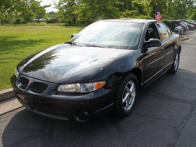 Photo of 2003 Pontiac Grand Prix
