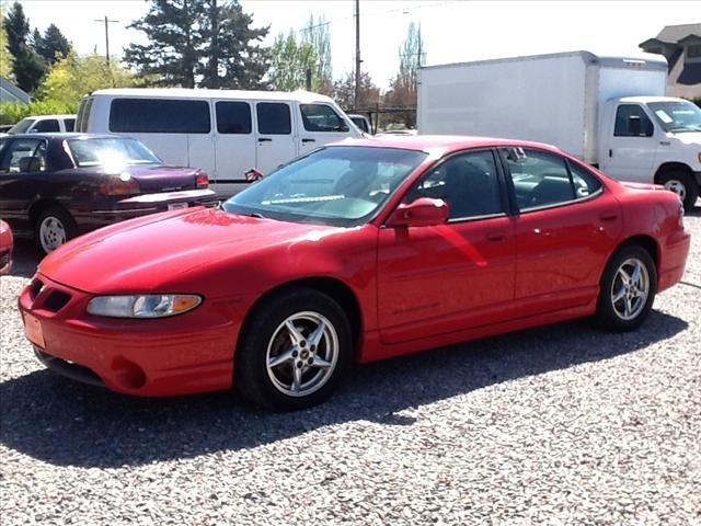 Photo of 1999 Pontiac Grand Prix