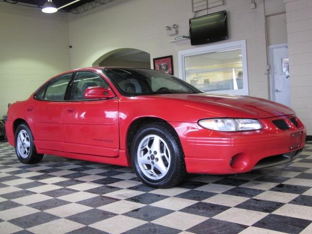 Photo of 2001 Pontiac Grand Prix