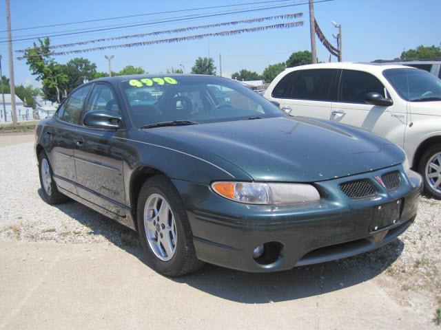 Photo of 2001 Pontiac Grand Prix