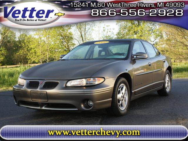 Photo of 2001 Pontiac Grand Prix