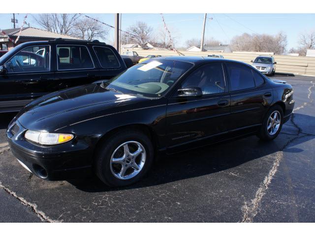 Photo of 2000 Pontiac Grand Prix