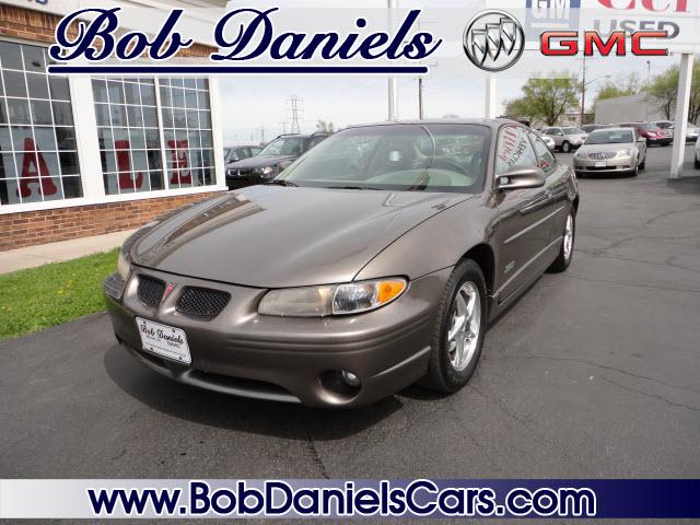 Photo of 1999 Pontiac Grand Prix