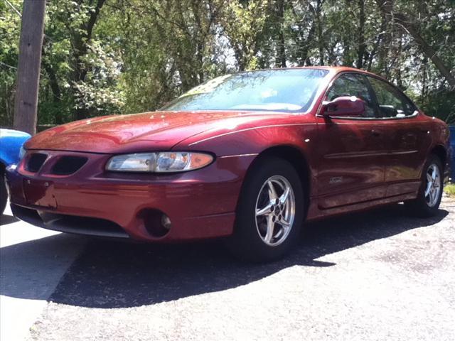 Photo of 2002 Pontiac Grand Prix