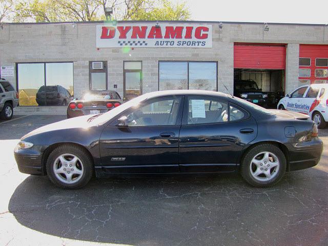 Photo of 2003 Pontiac Grand Prix