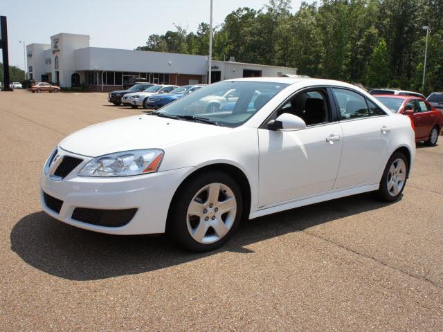 Photo of 2010 Pontiac G6