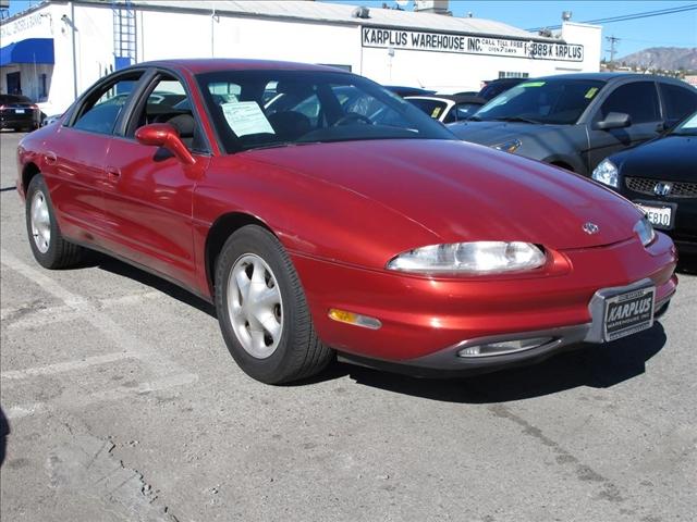 Photo of 1997 Oldsmobile Aurora