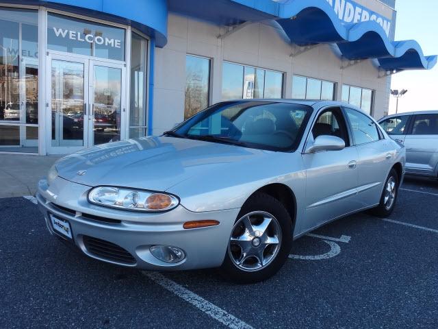 Photo of 2002 Oldsmobile Aurora