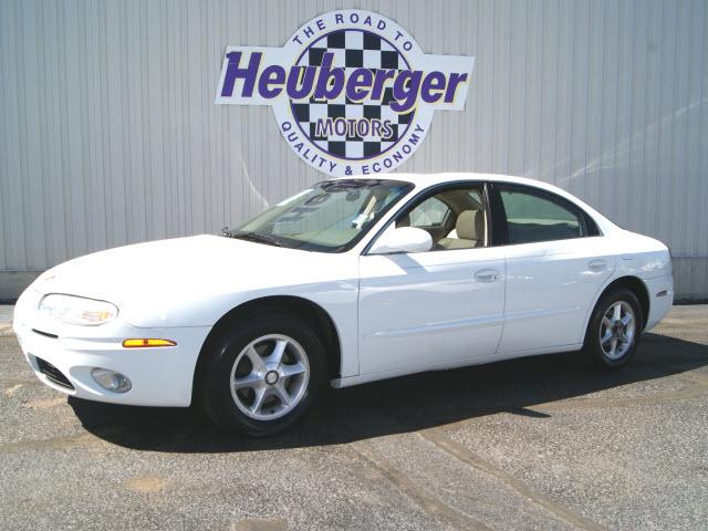 Photo of 2001 Oldsmobile Aurora