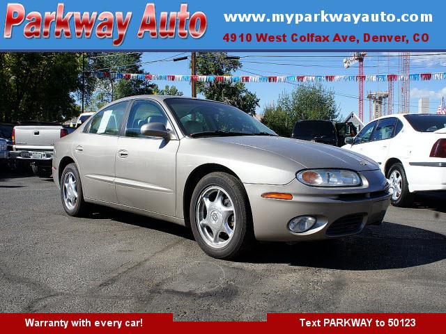 Photo of 2001 Oldsmobile Aurora