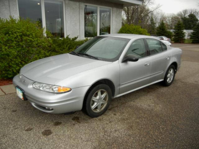 Photo of 2002 Oldsmobile Alero