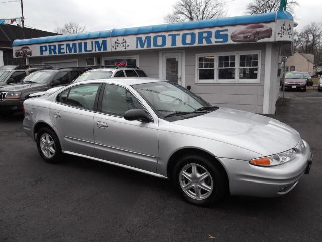 Photo of 2003 Oldsmobile Alero