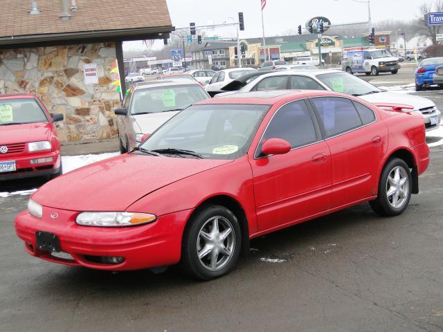 Photo of 1999 Oldsmobile Alero