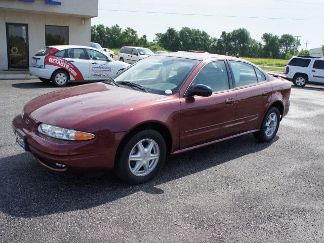 Photo of 2003 Oldsmobile Alero
