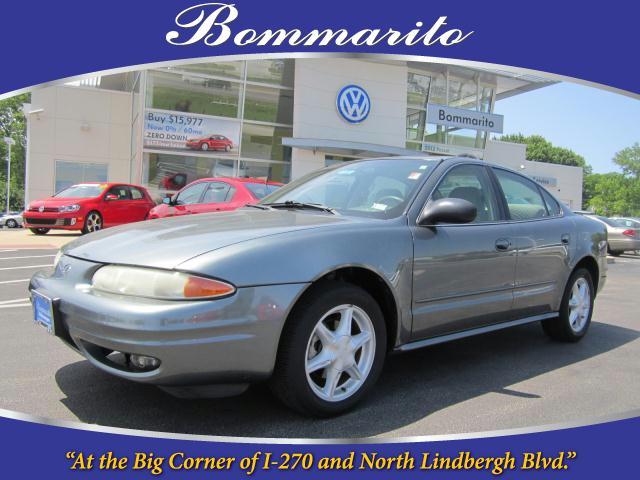 Photo of 2004 Oldsmobile Alero